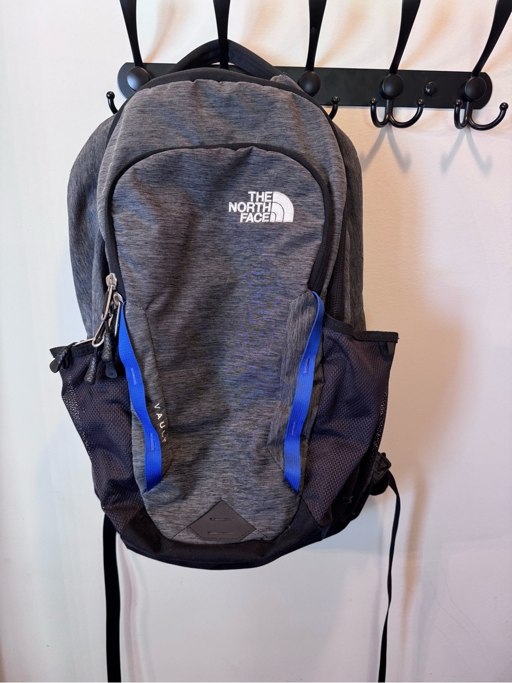 The North Face Vault Flexvent Gray & Blue Backpack